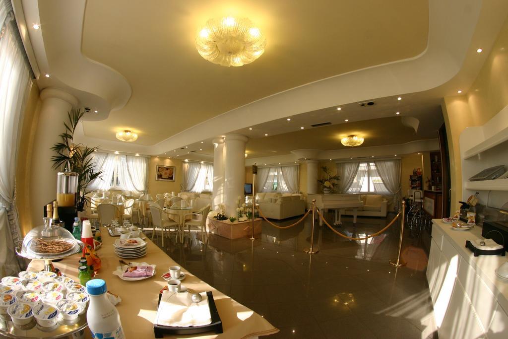 Hotel Luxor Casoria Kültér fotó
