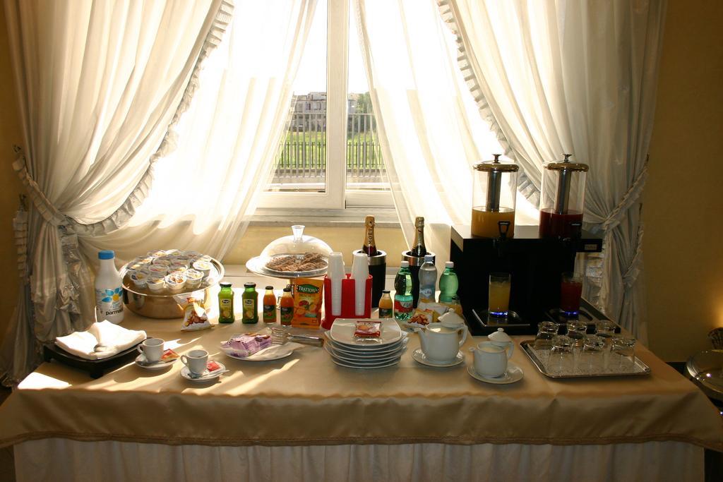 Hotel Luxor Casoria Kültér fotó
