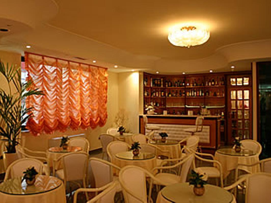 Hotel Luxor Casoria Kültér fotó